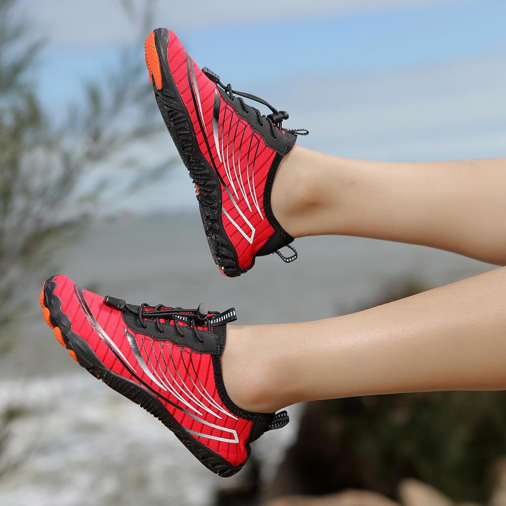 2025 New Outdoor Five-Finger Creek Shoes – Non-Slip, Breathable, Quick-Drying for Beach, Wading, and Yoga. Perfect for Couples.