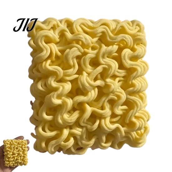 Decorative PLA Plastic Crafts 3D Printed Instant Noodle Figurine, Realistic Ramen Snack Desk Ornament, Novelty Gag Gifts for Coworkers Creative