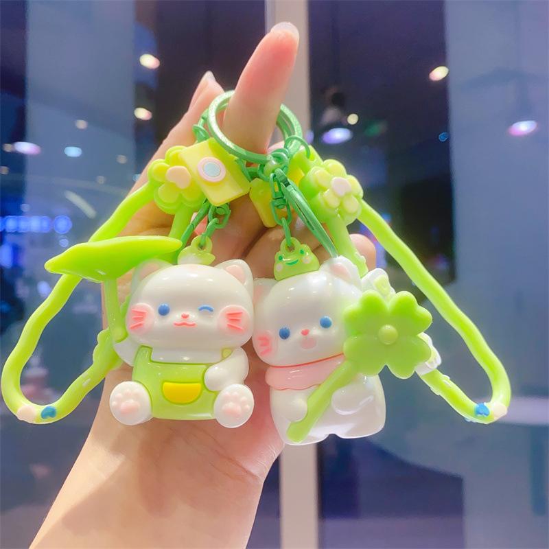Soft Cute Spring Outing Bear Cute Glossy Resin Bear Keychain Car Pendant