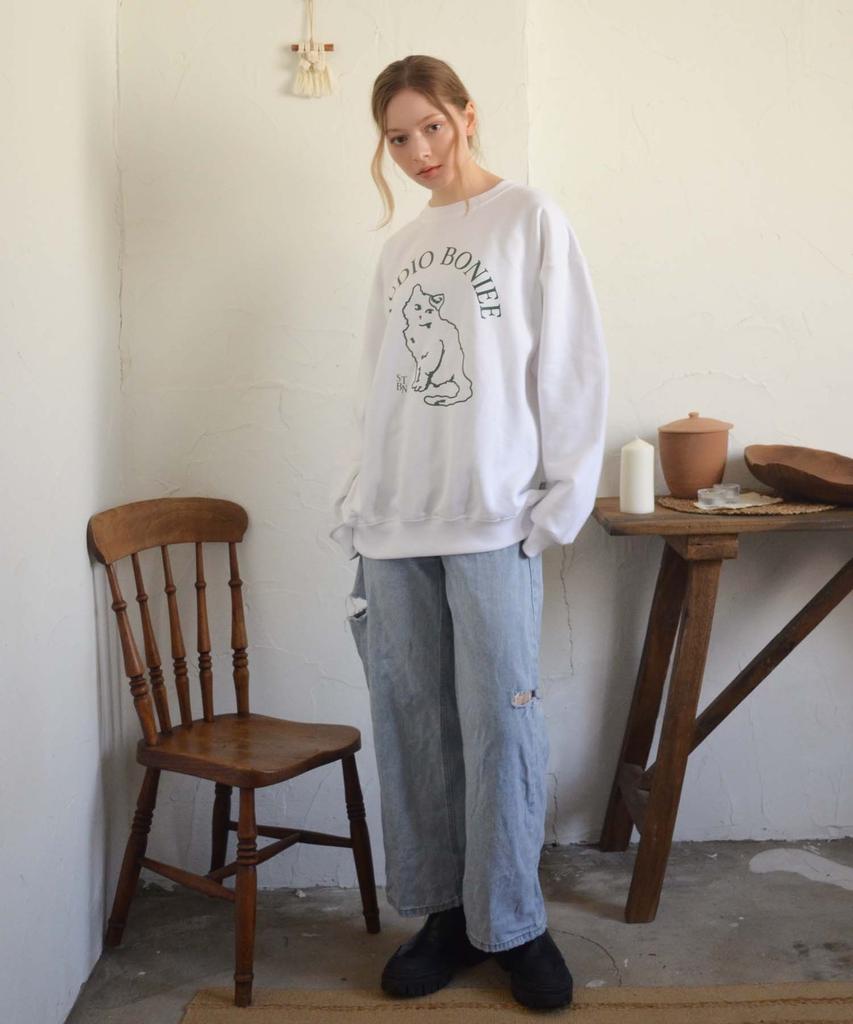 BONIEE [Fleece Lined] Cat Symbol Cat Logo Graphic Oversized Sweatshirt White