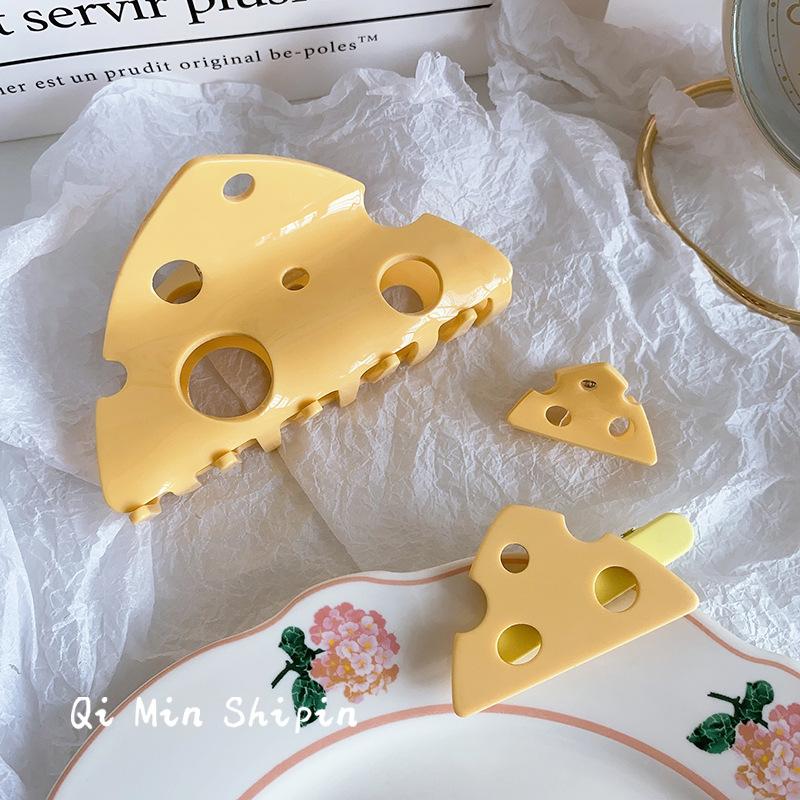 Fun Cheese Grab Clip Creative Plate Hair Shark Clip Girl's Hair Claw Back Triangle Hollow Hair Grab Hair Ornament