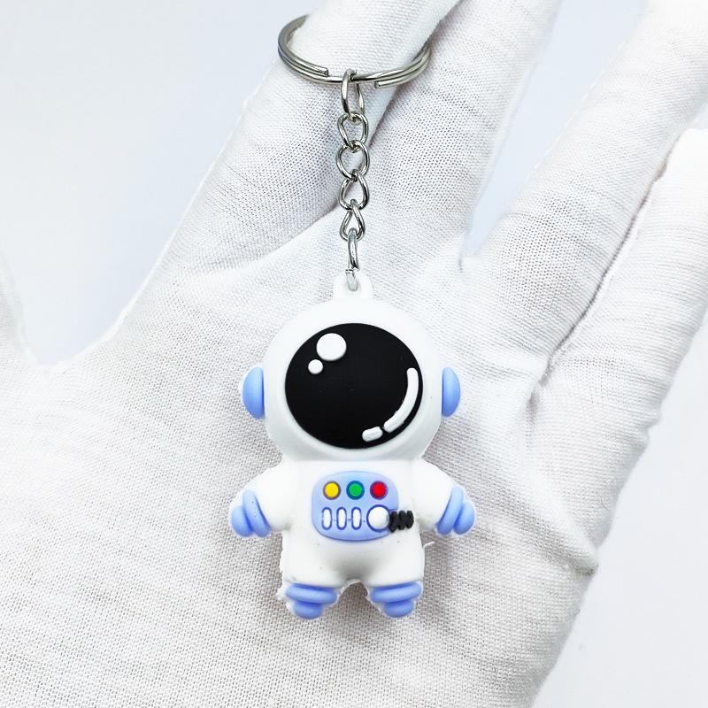 Creative Cute Cartoon Soft Glue Astronaut Keychain Dolls Toys Spaceman Car Key Chain Couple Package Pendant Small Gift