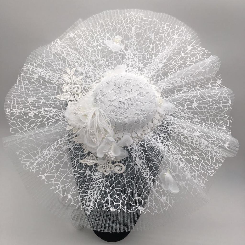 European and American white exaggerated hat super fairy lace juan yarn top hat studio bride style catwalk hat hat accessories headgear