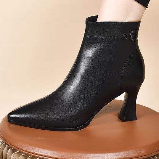 High heels women's autumn and winter 2025 new pointed thick heel Martin boots real soft leather women's shoes short boots women's single boots