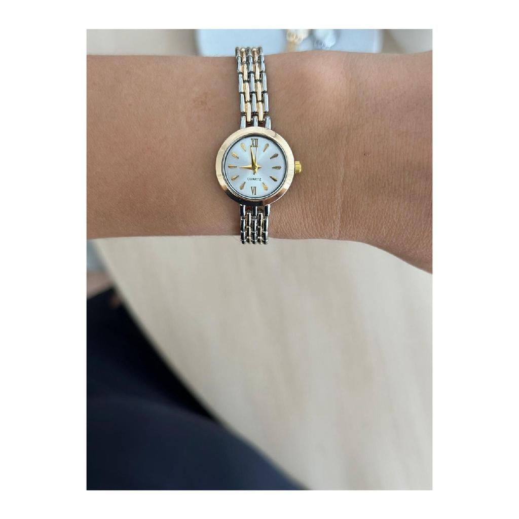 Violette Armbanduhr (Gold)