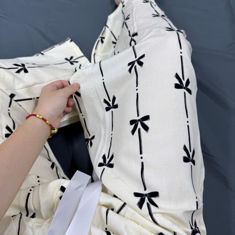 Damen-Blumen-Baumwoll-Seiden-Pyjama - Große Größen, Sommer, Leicht, Für draußen, Gerades Bein, Lockerer Schnitt