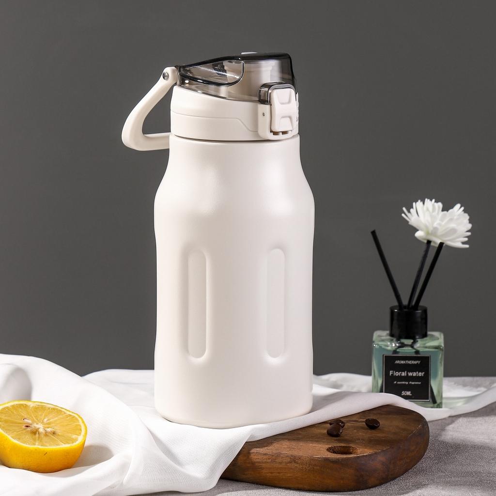 New Fashion Handy Cup Men's and Women's New Large Capacity Thermos Cup Bounce Cover Portable Straight Drink Car Cup