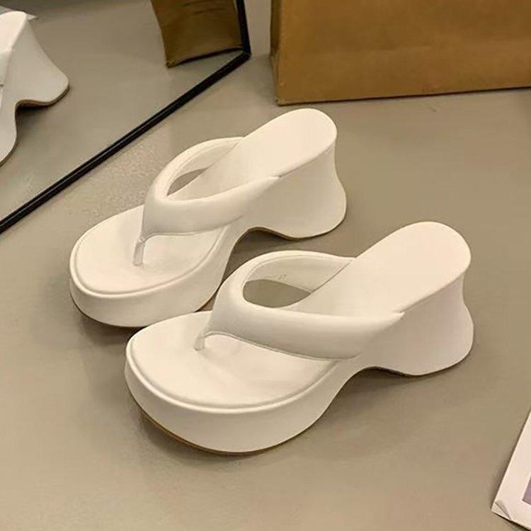 Small Thick-soled High-heeled Flip-flops Women's Shoes 2025 Summer New Fashion Women's Wedge Heel Waterproof Table Sandals