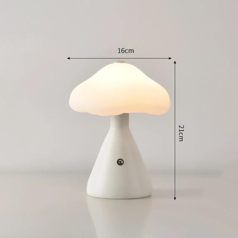 

Mushroom LED Night Light Touch Dimming Rechargeable for Bedroom Desk Coffee Bar Decorative Ambient Creative LED Table Lighting 3 light colors&USB Plug білий