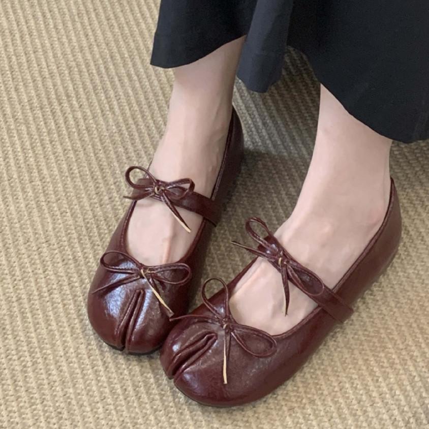 IPPEUM Women Tabi Shoes Ballet Flats 2025 New Split Toe Ballerina Flat With Bow Mary Janes Shoes