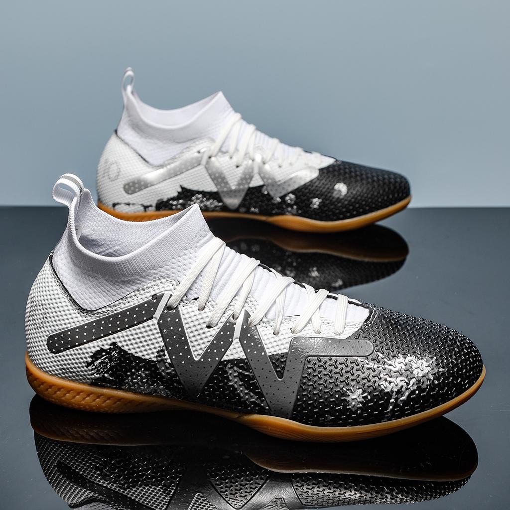 Mens Football Shoes Street Cowhide Sole Widened Anti-collision Toe Wear-resistant Rubber Cement Floor Anti Slip Training Shoes