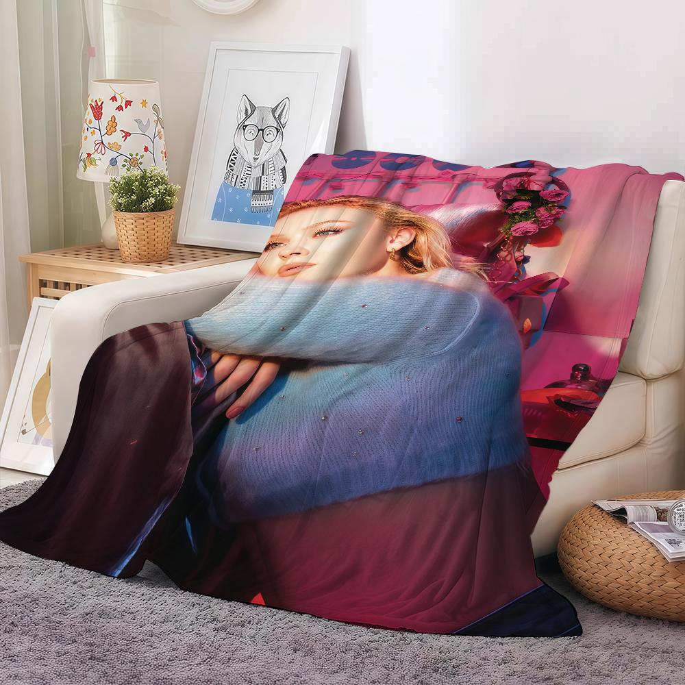 

Singer Z-Zara Larsson Midnight Sun Blanket Warm And Soft Suitable For Bedroom Living Room Sofa Bed Office Travel Camping 30x40in