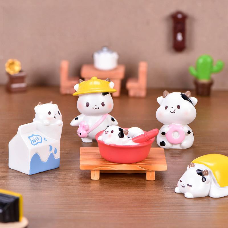 Adorable Cartoon Cow Resin Figurine For Diy Fairy Gardens And Terrariums