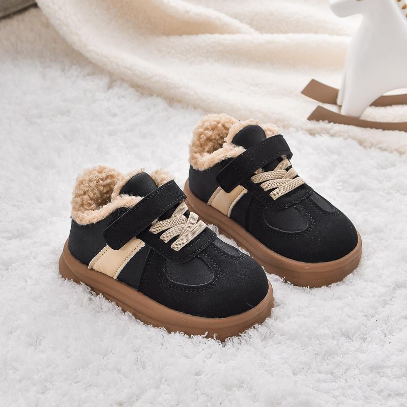 2025 Winter Lammwolle Kurzstiefel Retro Rutschfest Warm Jungen und Mädchen Baumwollschuhe Baby Leichte Mund Vielseitige Schneestiefel