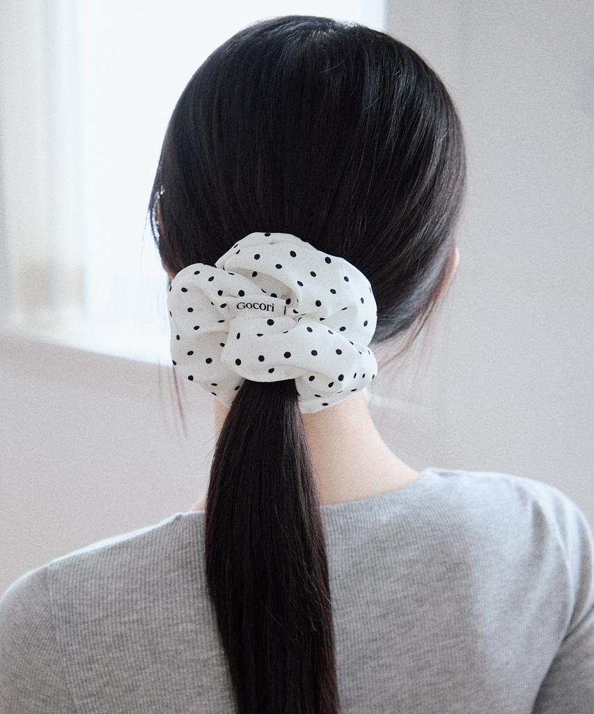 Gocori Dot Scrunchie - White Scrunchie