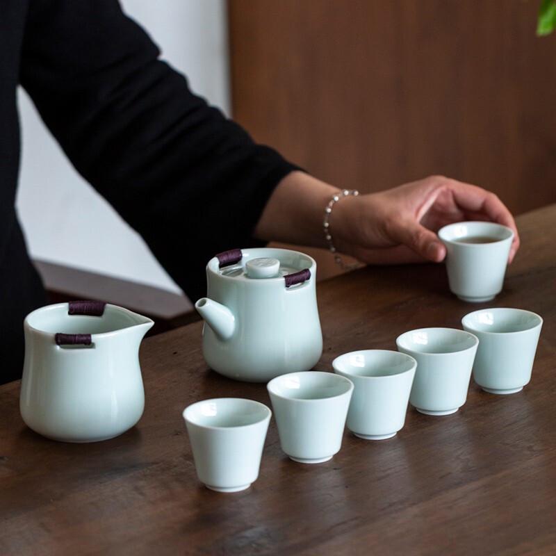 

Fang Ran A-609 Chinese Teaware Gift Set
