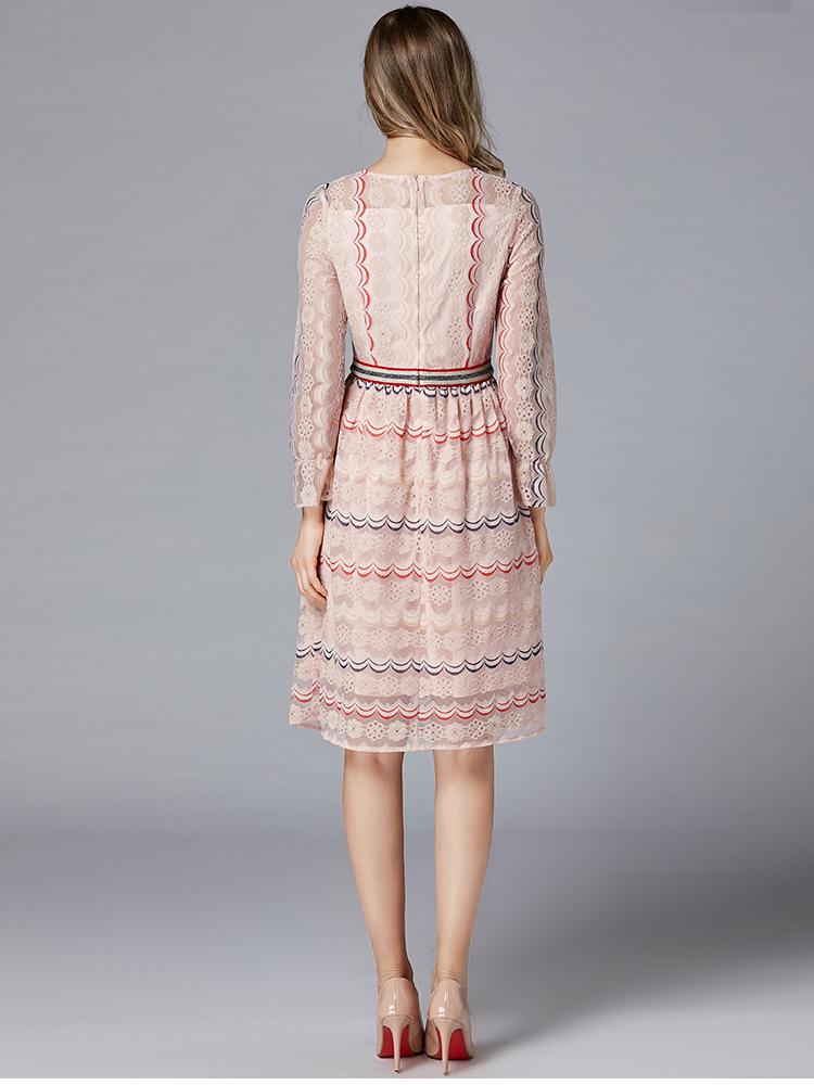 2023 Spring Hong Kong Style Lace Dress - Elegant Temperament, Plus Size Up To 200 Jin