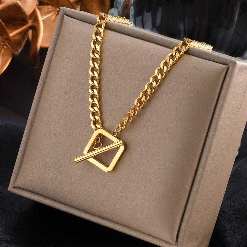 Stainless Steel Punk Hip Hop Heart Square Circle Pendant Necklace for Women Fashion Edgy Minimalist Jewelry Gift
