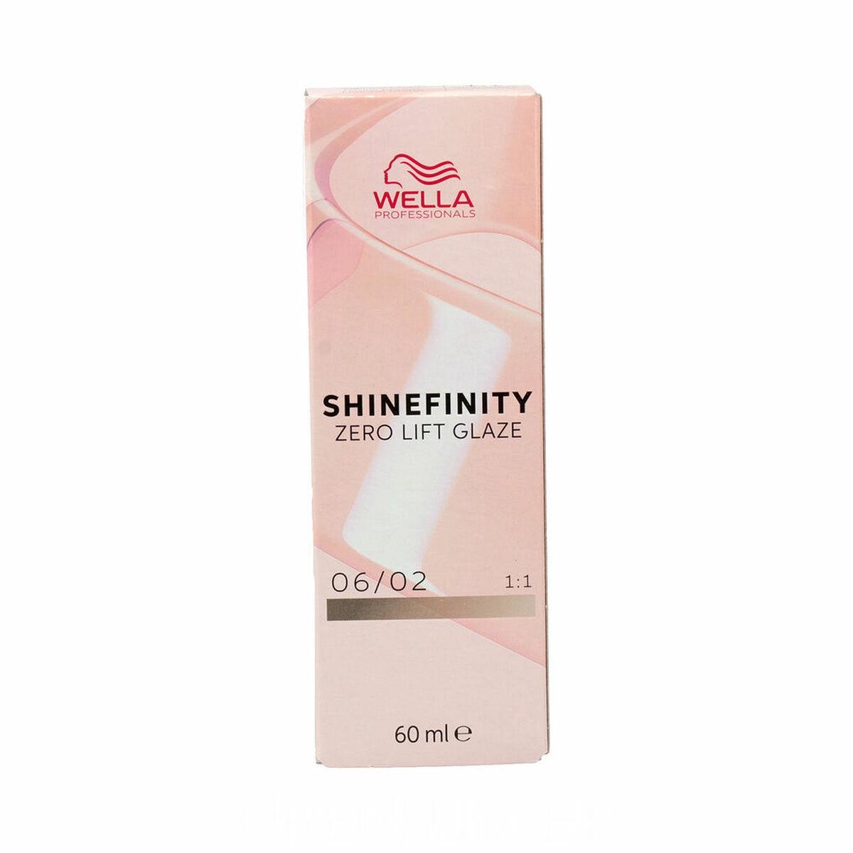 

Coloration Permanente Wella Shinefinity color Nº 06/02 60 ml (60 ml)