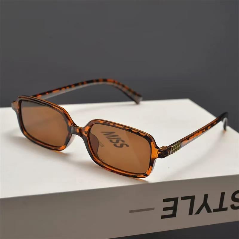 Sexy Small Rectangle Sun Glasses Women's Vintage Style Brand Designer Leopard Sun Eyeglasses Men's Shades Female Eyewear UV400 Protection