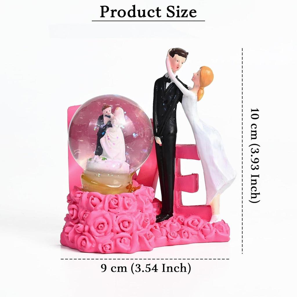 Couple – Couple Romantique Boule de Verre Miniature Statue Pièce d'Exposition, Cadeau de Mariage Parfait pour les Couples, Mari & Femme