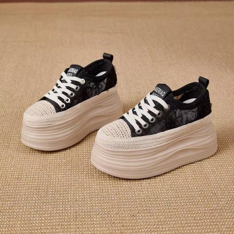 Scarpe muffin estive in pizzo traspiranti con suola spessa da donna, a rete traforata, con suola spessa, scarpe bianche piccole casual allacciate, piccole