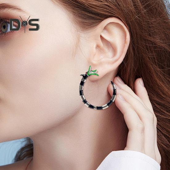 

1 пара женских серег в форме змеи, готические серьги-крючки со стразами и преувеличенной полосой, украшения для ушей в виде капель масла для вечеринок в женском клубе B