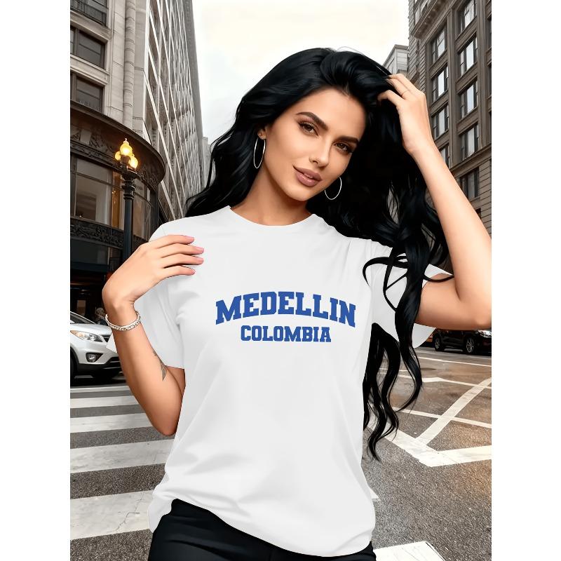 

Simple Style Sky-blue Printed T-shirt with MEDELLIN and COLOMBIA Text. Suitable for Those Who Pursue Individuality and A Natural Style. 4XL білий