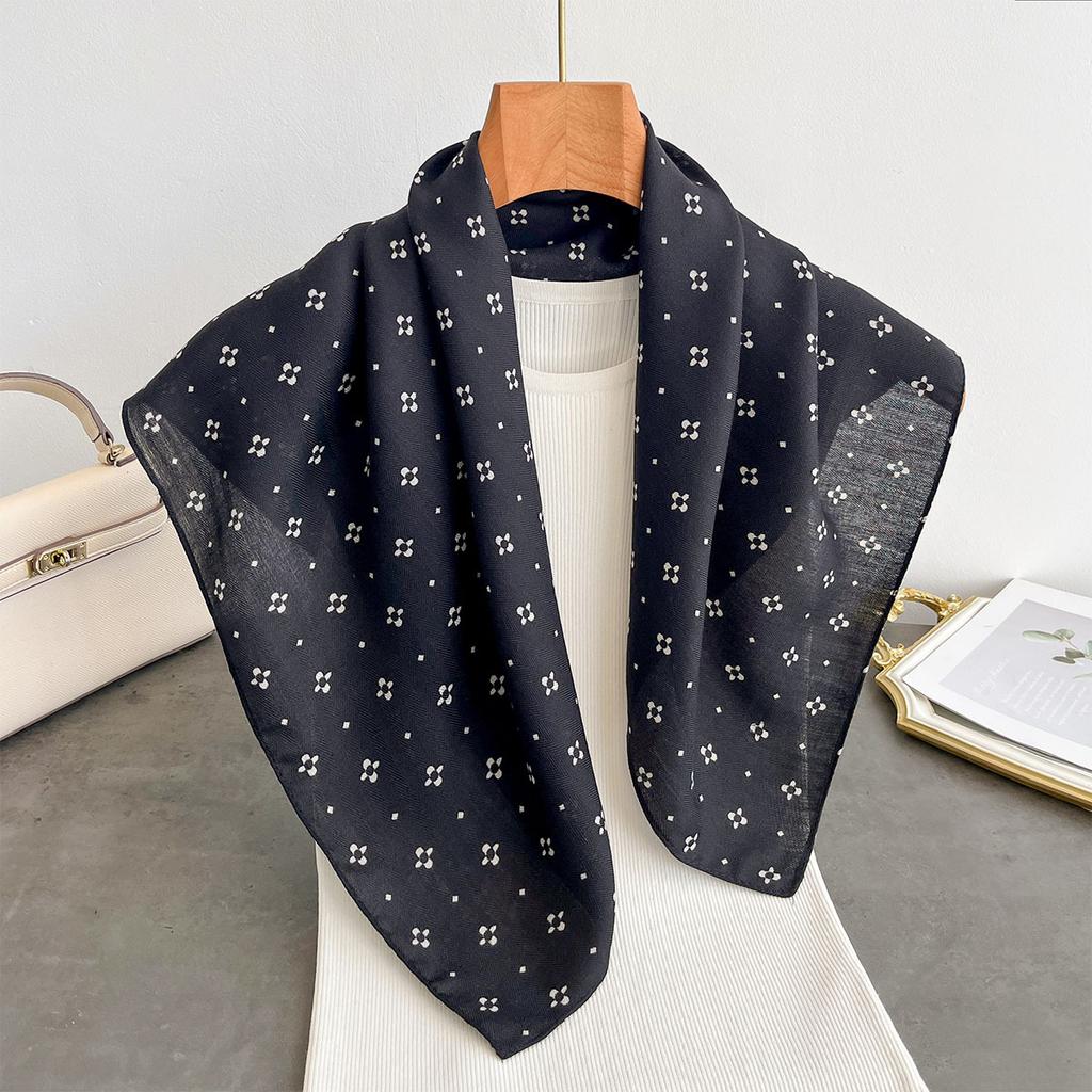 Spring and Autumn New Korean Small Square Scarf Women's 71 Cotton and Linen Versatile Small Scarf Neck Shirt Decorative Silk Scarf
