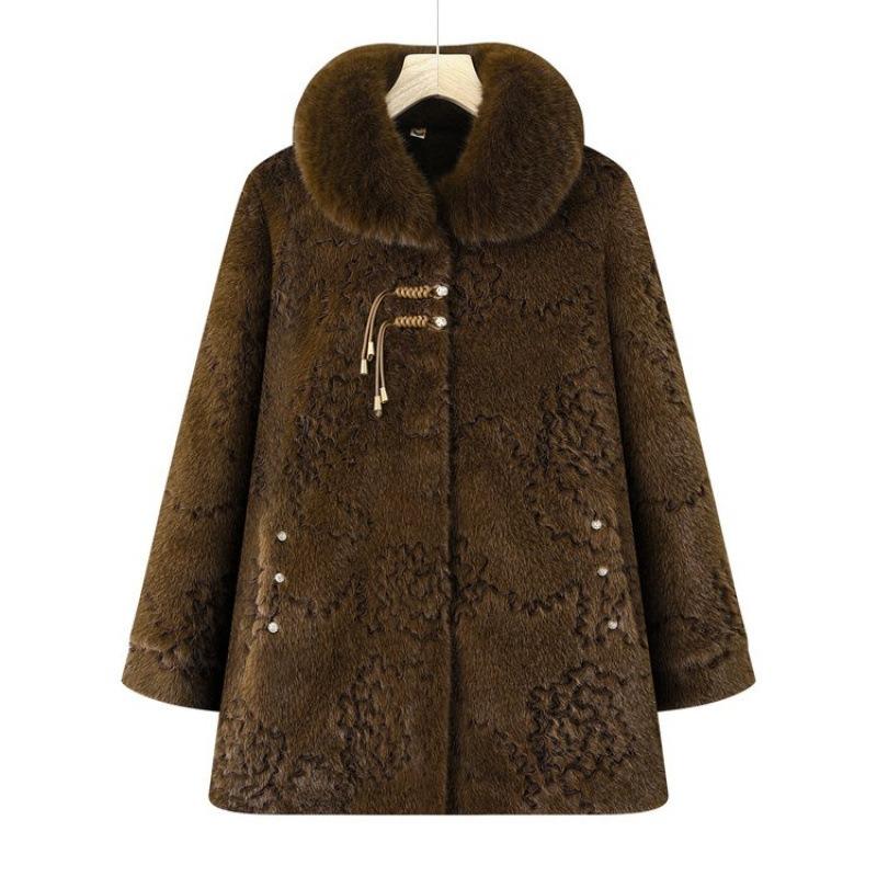 

Стиль средний и старый вышитая пряжа высококачественное большое норковое бархатное утолщенное материнское пальто средней длины и длинное платье из хлопка для пожилой женщины 5XL [recommended 150-80kg] темно-коричневого