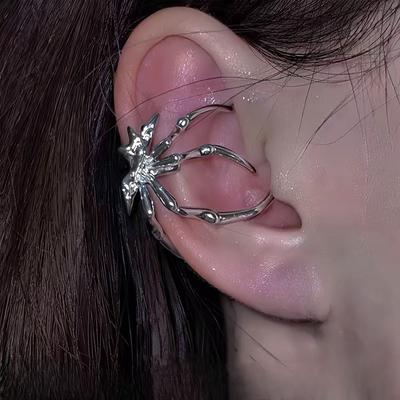 Gothic Spider Ear Clip Dark Style Women's Spider No Ear Hole Ear Bone Clip Trendy Coldness Style Sweet Cool Versatile Earrings