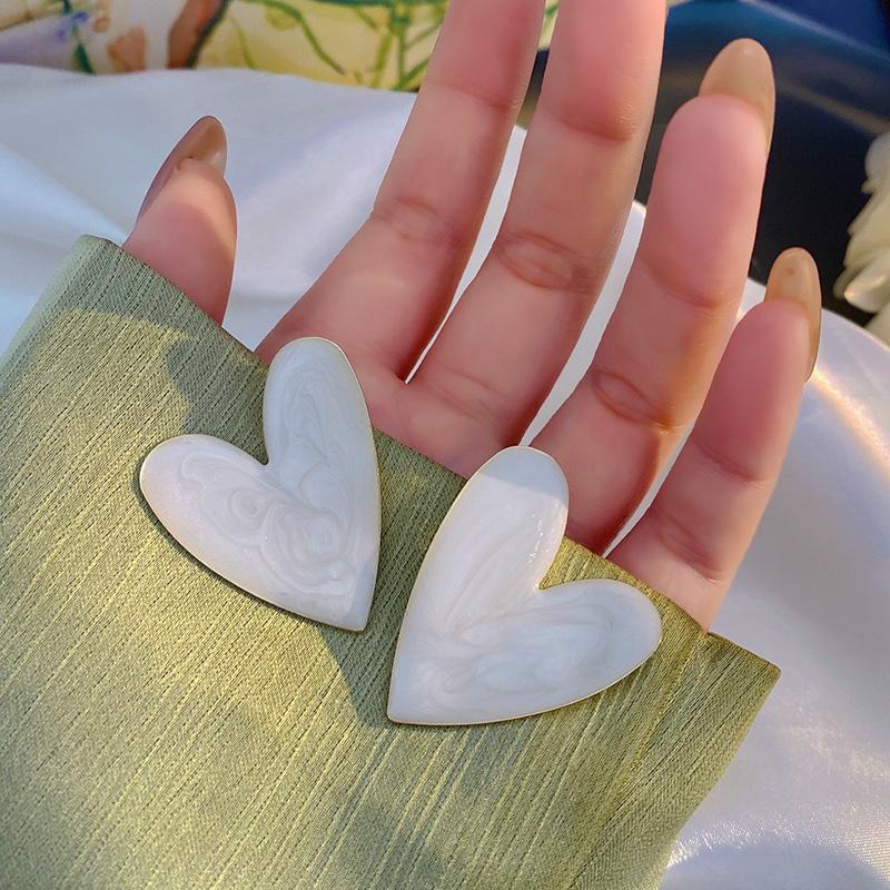 White Color Big Heart Stud Earrings for Women Girl Korean Love Drop Glaze Aesthetic Daily Life Minimalist Zircon