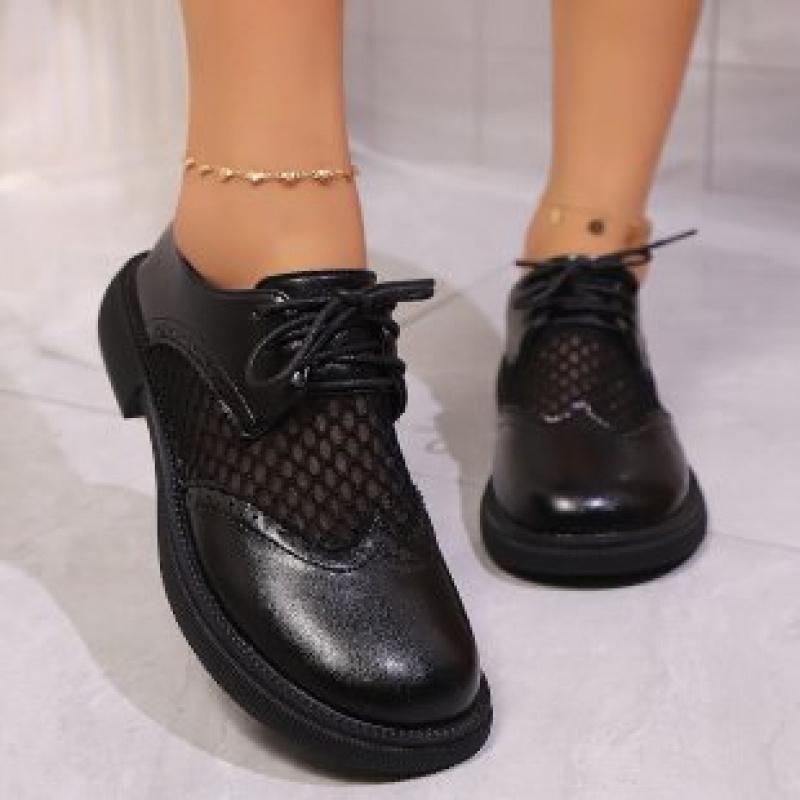 2025 New British Vintage Style Low-Heel Brogue Lace-Up Flat Professional Pumps for Women