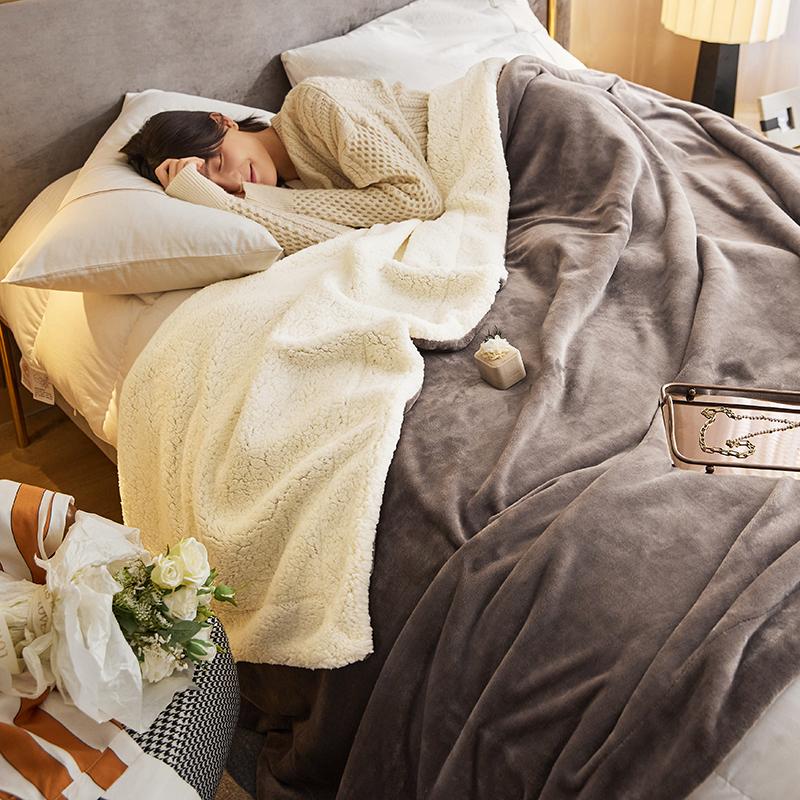 Double-layer Coral Fleece Winter Blanket with Lamb Fleece - 50"x60" Flannel Composite Blanket.