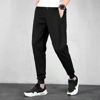 Men Thick Jogger Pants Fleece Lined Casual Sports Trousers Warm Loose Sweatpants with Zippered Pockets for Winter Daily Outings Street
