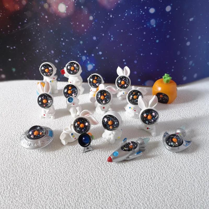 3pcs Planet Astronaut Bunny Rabbit Resin Mini Figures Cute Cartoon Ornament Miniature Craft DIY Accessories Home Desk Decor Gift