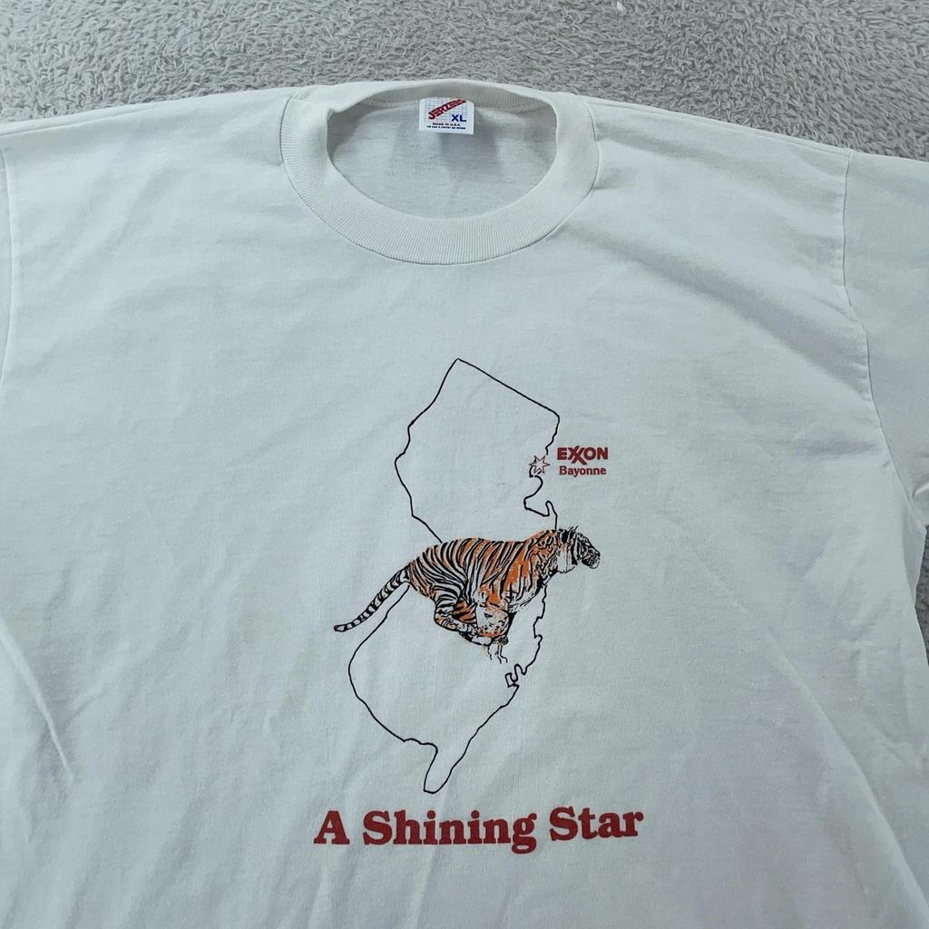 Vintage Exxon Bayonne New Jersey Shirt Mens Large/XL Tiger Oil Gas Graphic 90s