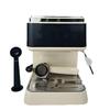 Allt-i-ett italiensk espressomaskin med kvarn och mjölkskummare