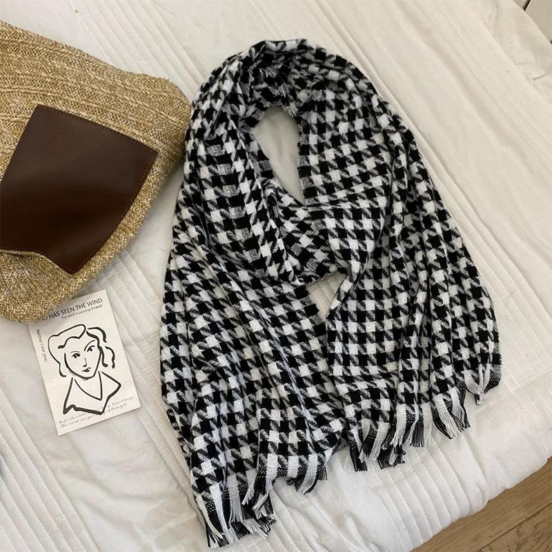 

Tonglu Scarf Women s Houndstooth Shawl Dual-purpose Korean Version Versatile Warm New Winter Senior Student Scarf