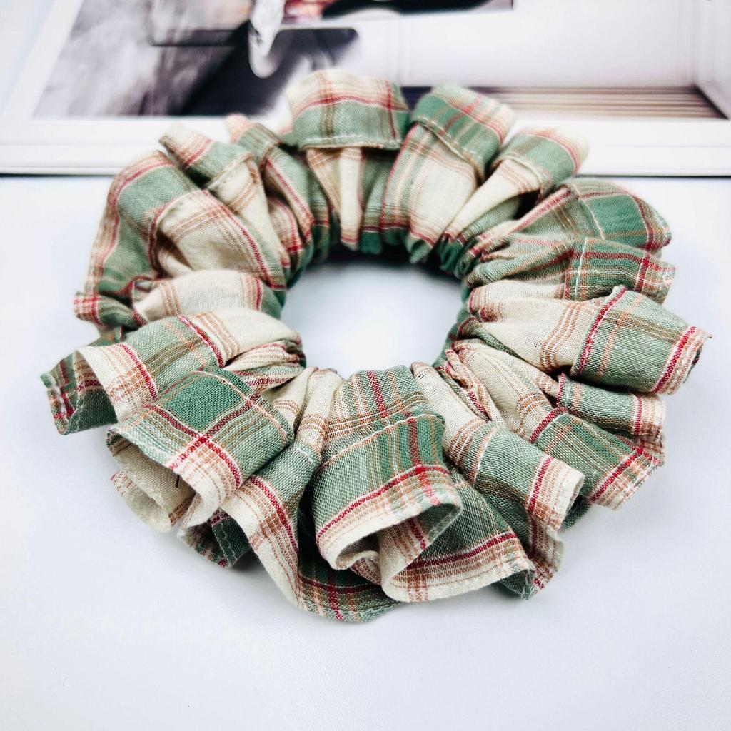Retro Gradient Plaid Striped Scrunchie - Vintage Hair Tie for Women