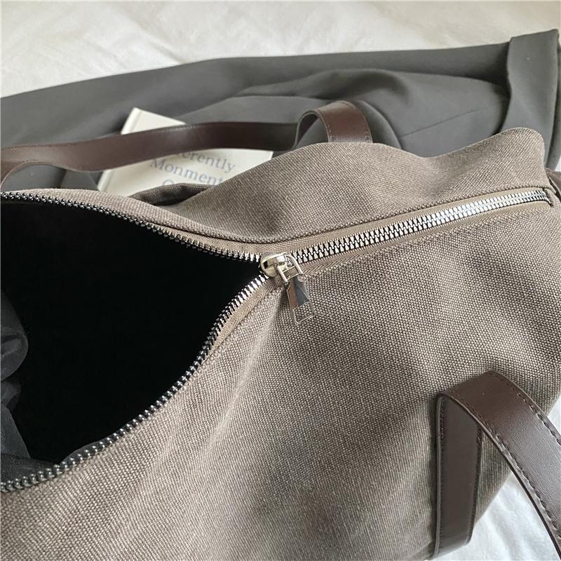 Stylish Canvas Shoulder Bag for Women with Wide Strap and Spacious Design