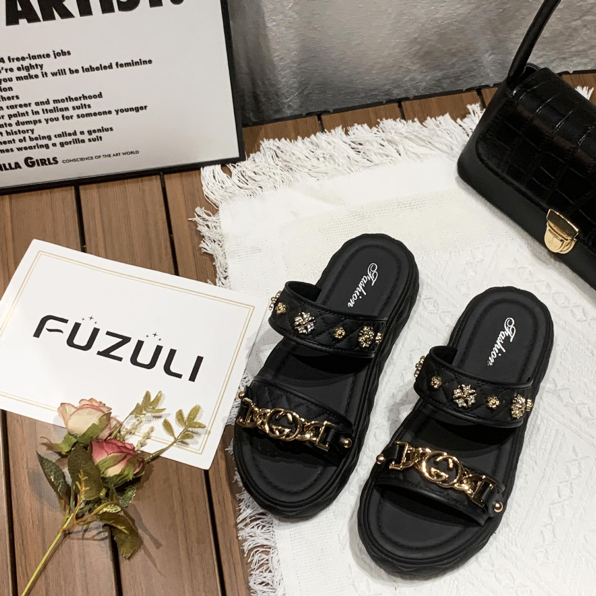 

Повседневные тапочки женские для улицы весна и лето новые двойные с сандалиями с одним иероглифом модные домашние плоские тапочки производитель 36 чёрный