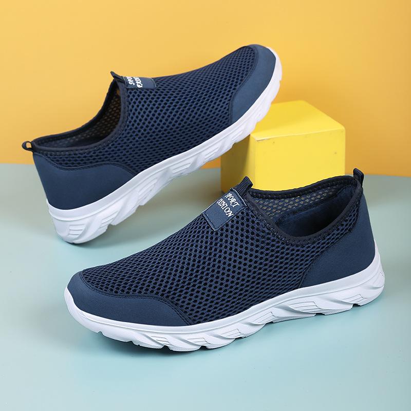 Summer mesh fly-woven men's shoes breathable and comfortable casual shoes one pedal travel shoes light dad shoes walking shoes men