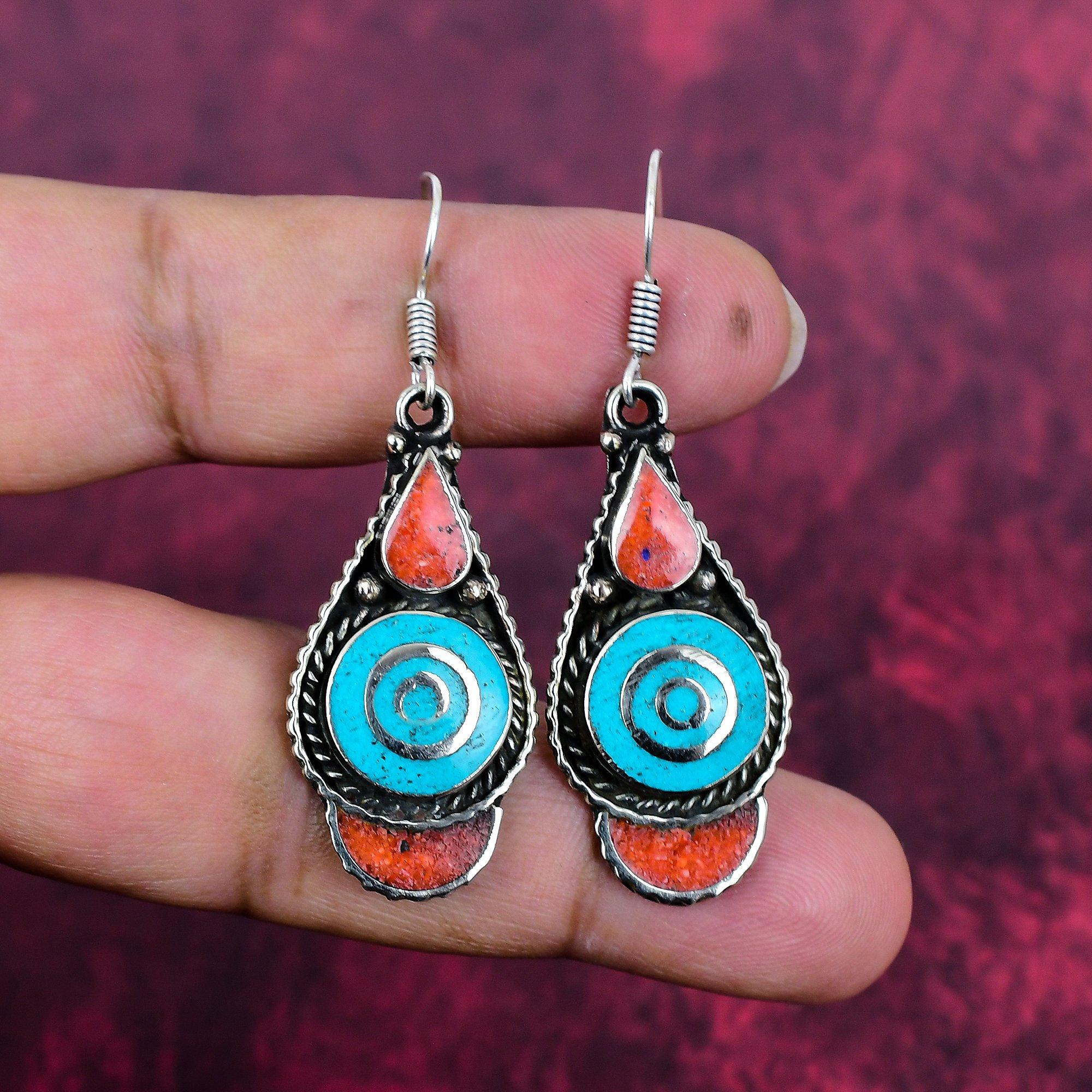 

Серьги из стерлингового серебра 925 пробы с бирюзой и кораллом, Ювелирные изделия с драгоценными камнями ручной работы, Подарки для жены, Совершенно новые непальские серьги 2.08 Inches