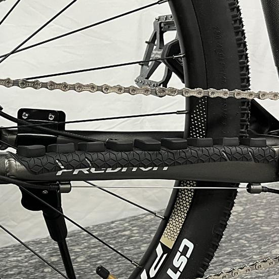 Chain Stay Protector Dirt-resistant Waterproof Wear-resistant 3D Embossment Silicone Rust Resistant Frame Chain Guards for Cycling