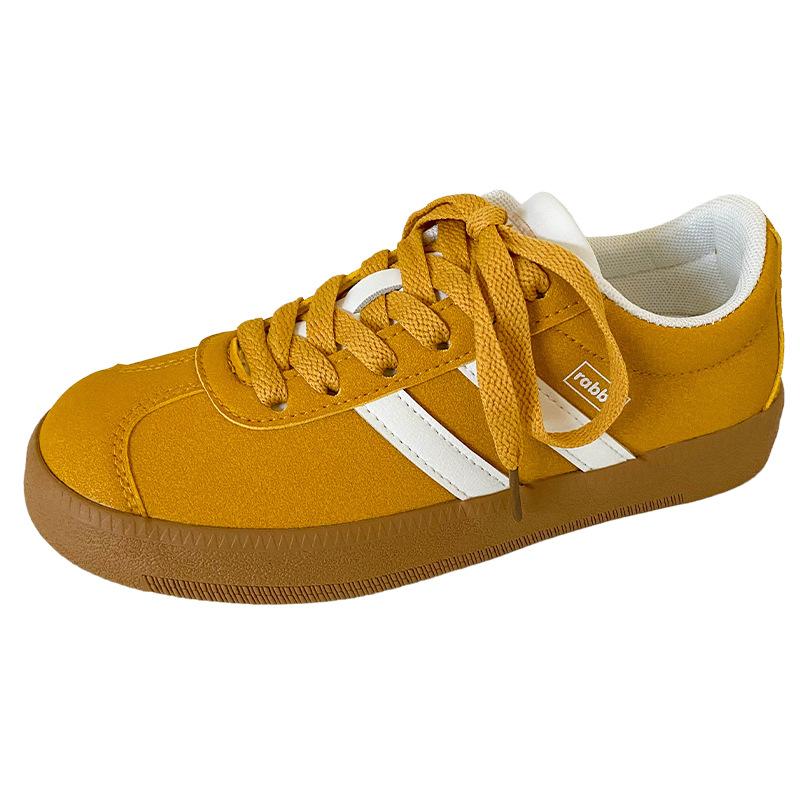 B-9356 bar design/retro German training shoes women's shoes 2024 autumn new flat bottom lightweight board shoes white shoes