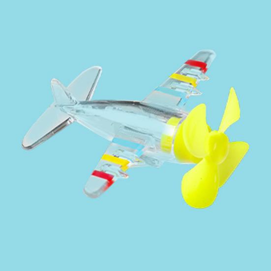 Opptrekkbart Lekefly med LED-lys Enkelt oppsett Vinddrevet Bilpynt Elektrisk Bil Styreanheng Gave til Luftfartsentusiaster