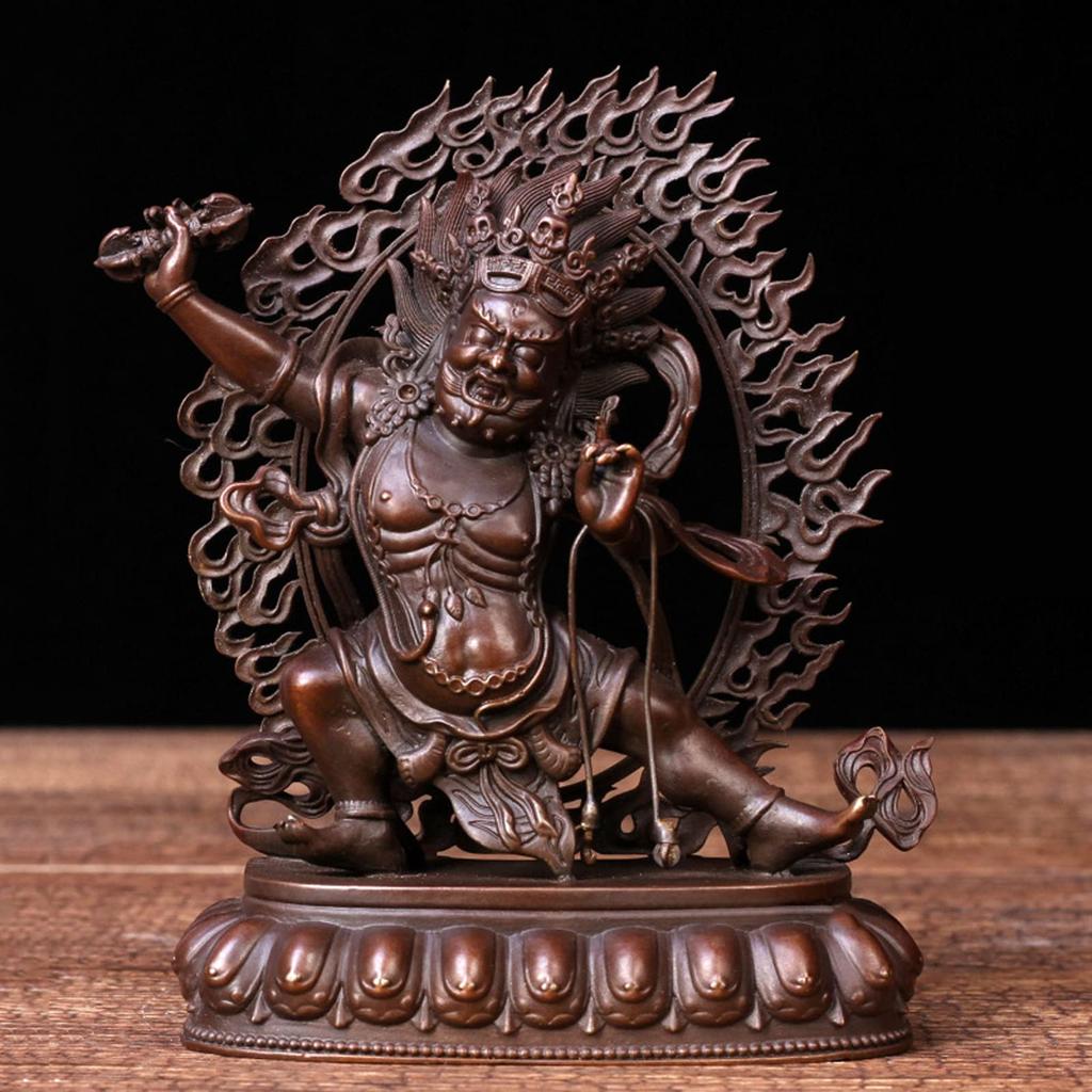 Socha Buddhy Gongen stojící Hněvivá forma Vyrobeno z mosazi Tibetský buddhismus Figurka Socha boha Umělecké dílo Vyrobeno z mědi Buddhistický oltář Socha Buddhy