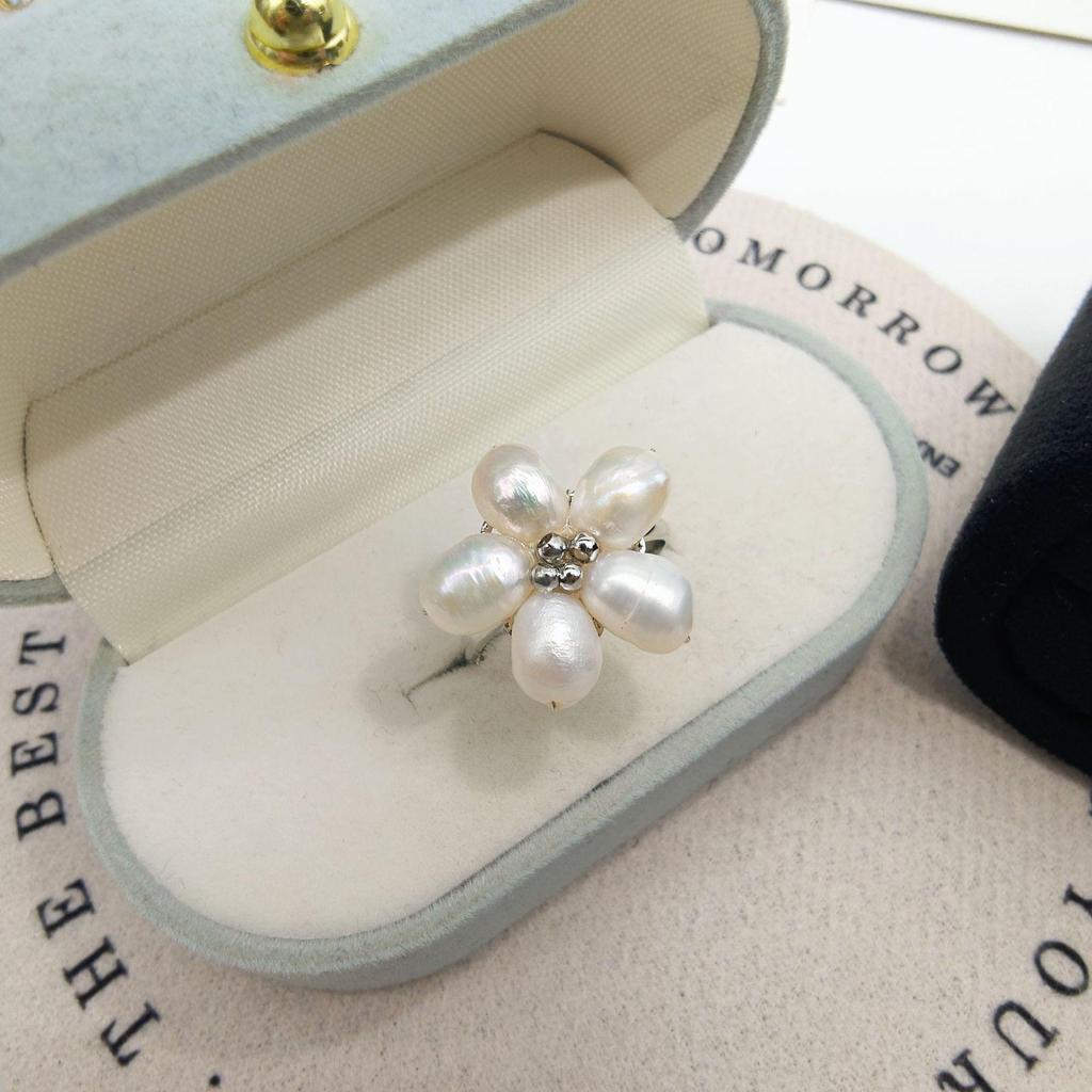 Baroque Pearl Five-Petal Flower Earrings - S925 Silver, Original Retro Design, Versatile Celebrity Style