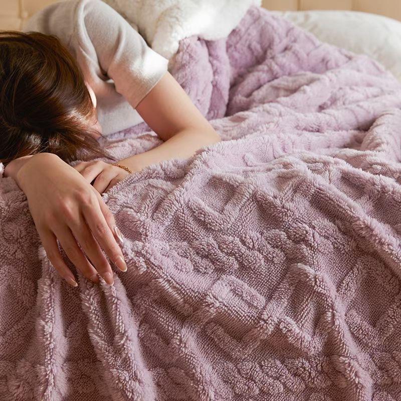 Soft Lamb Fleece Blanket Winter Thick Warm Throw Blanket Solid Color Flannel Blanket for Sofa Bed Office Nap